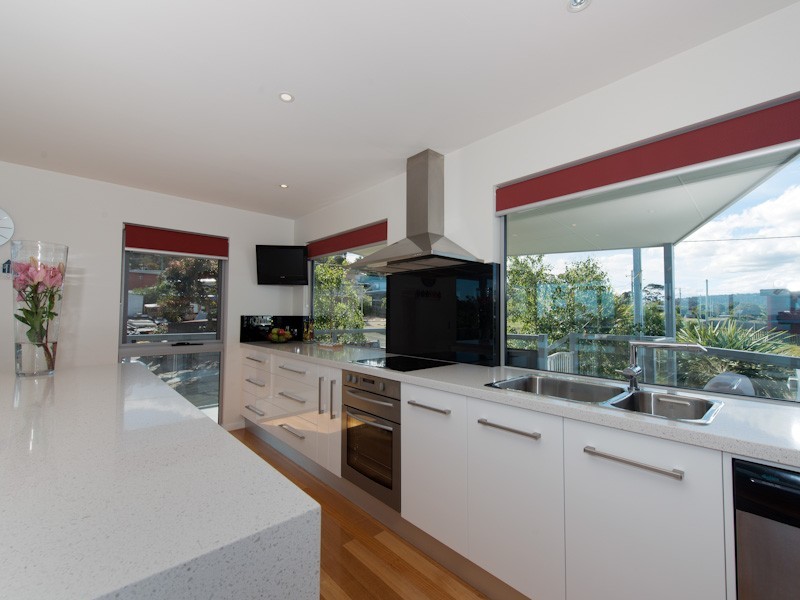 1 Petrel Street, Primrose Sands TAS 7173