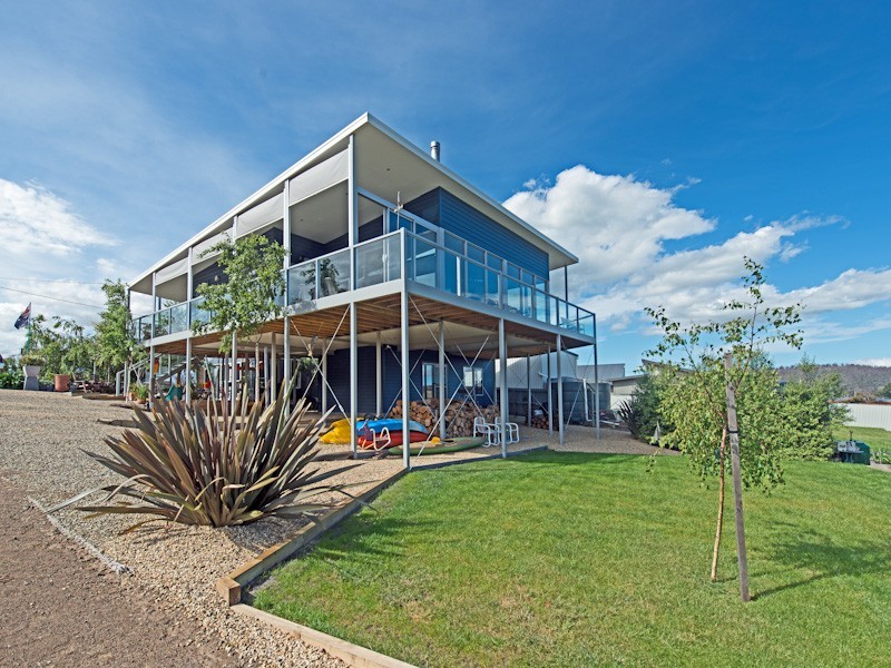 1 Petrel Street, Primrose Sands TAS 7173