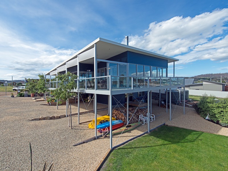 1 Petrel Street, Primrose Sands TAS 7173