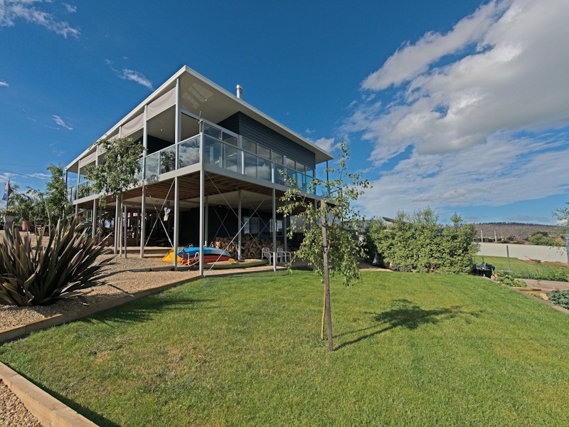 1 Petrel Street, Primrose Sands TAS 7173