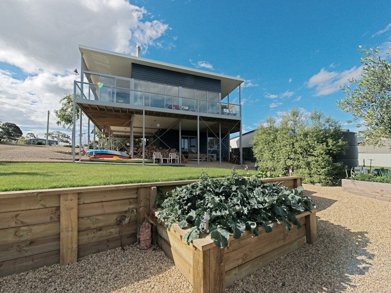 1 Petrel Street, Primrose Sands TAS 7173