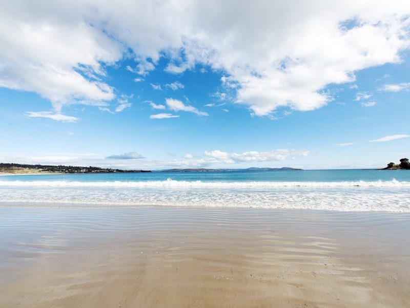 1 Petrel Street, Primrose Sands TAS 7173