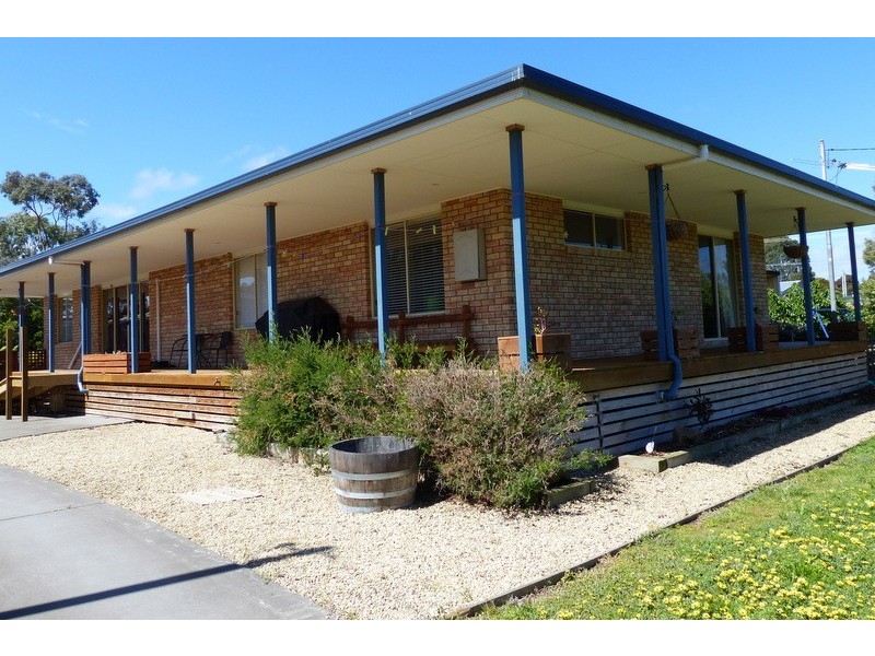 5 Seventh Avenue, Dodges Ferry TAS 7173