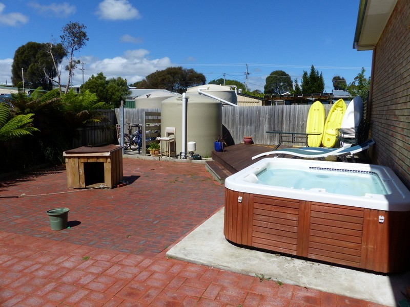 5 Seventh Avenue, Dodges Ferry TAS 7173