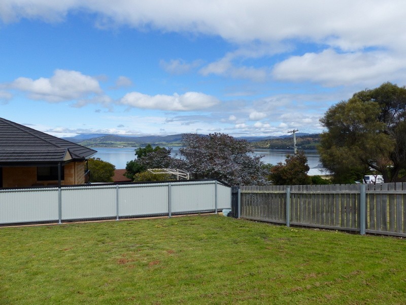 8 San Francisco Street, Midway Point TAS 7171