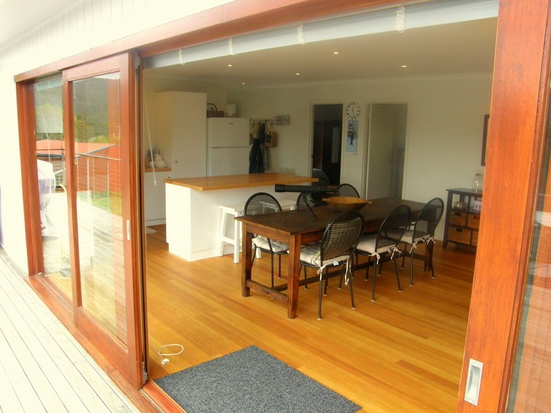 7 Kingsley Court, White Beach TAS 7184