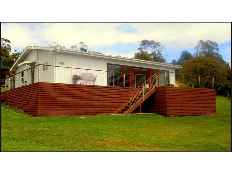 7 Kingsley Court, White Beach TAS 7184