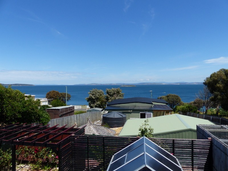 9 Robinia Street, Primrose Sands TAS 7173