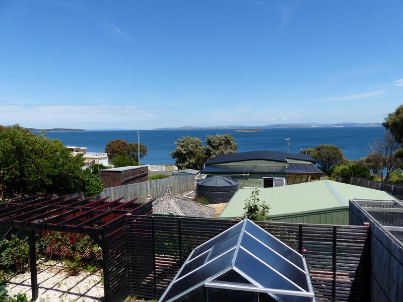9 Robinia Street, Primrose Sands TAS 7173