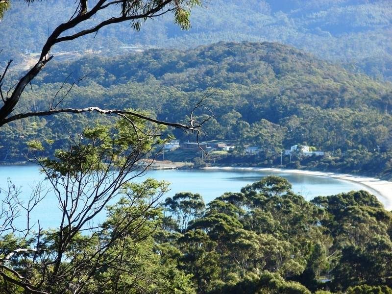80 Lagoon Road, White Beach TAS 7184