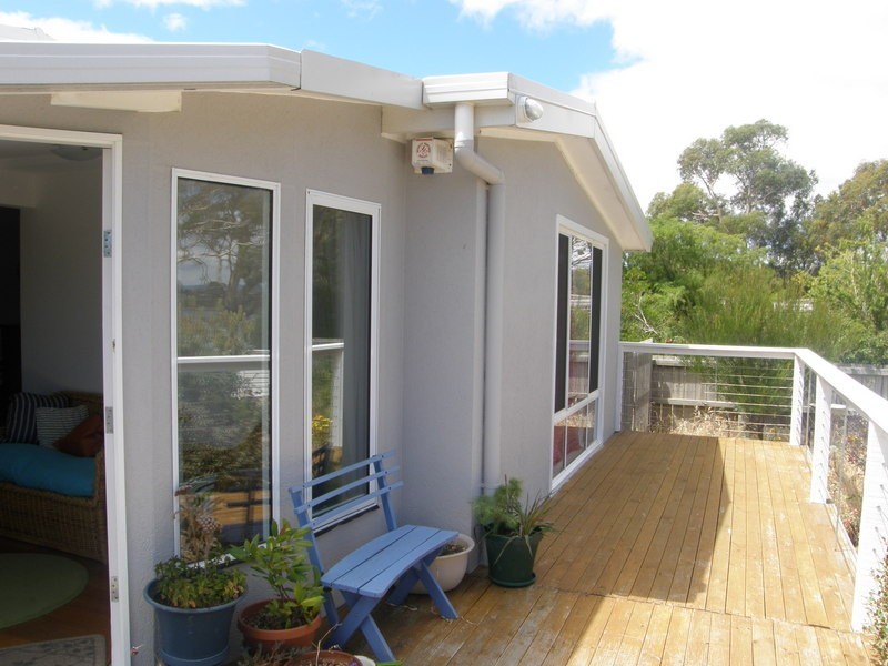 5 Erle Street West, Carlton River TAS 7173