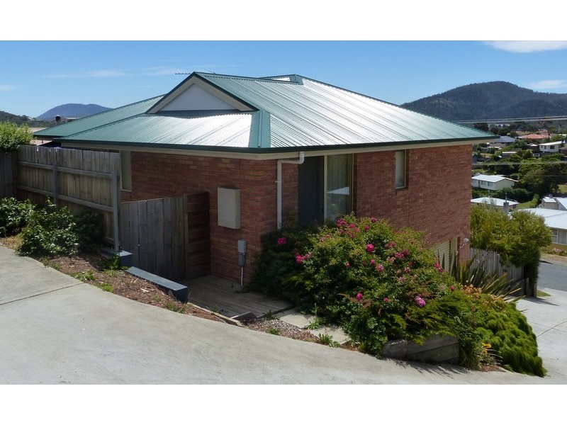 Unit 1/51 Quarry Road, Mornington TAS 7018