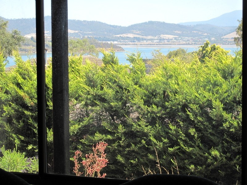 27 Singapore Street, Midway Point TAS 7171