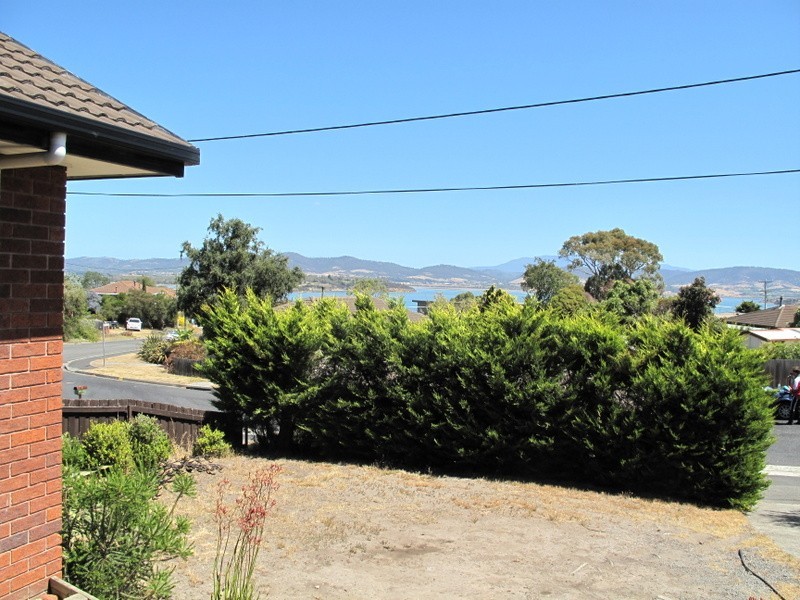 27 Singapore Street, Midway Point TAS 7171