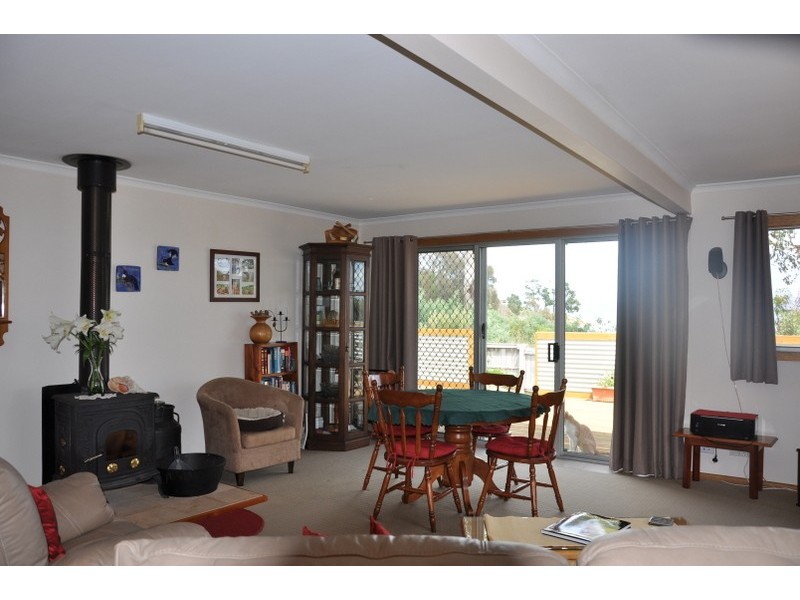 11 First Ave, Dodges Ferry TAS 7173