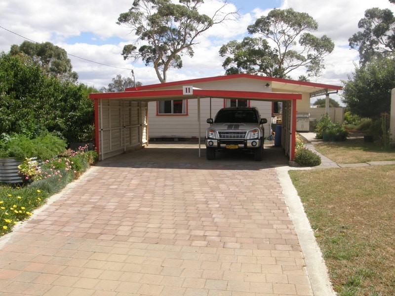 11 First Ave, Dodges Ferry TAS 7173