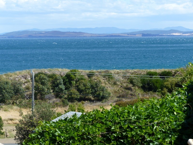27 Myrica Street, Primrose Sands TAS 7173