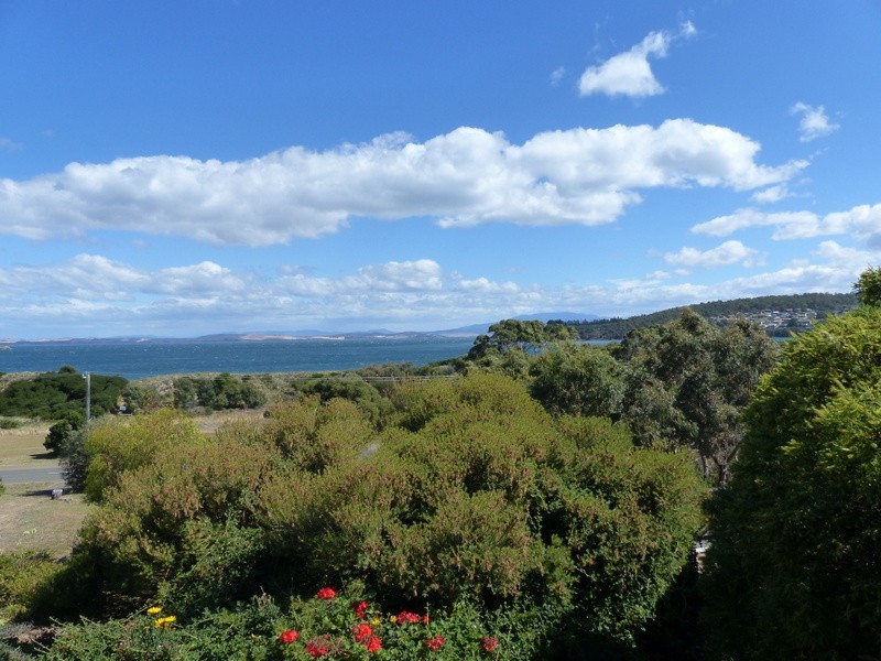 27 Myrica Street, Primrose Sands TAS 7173