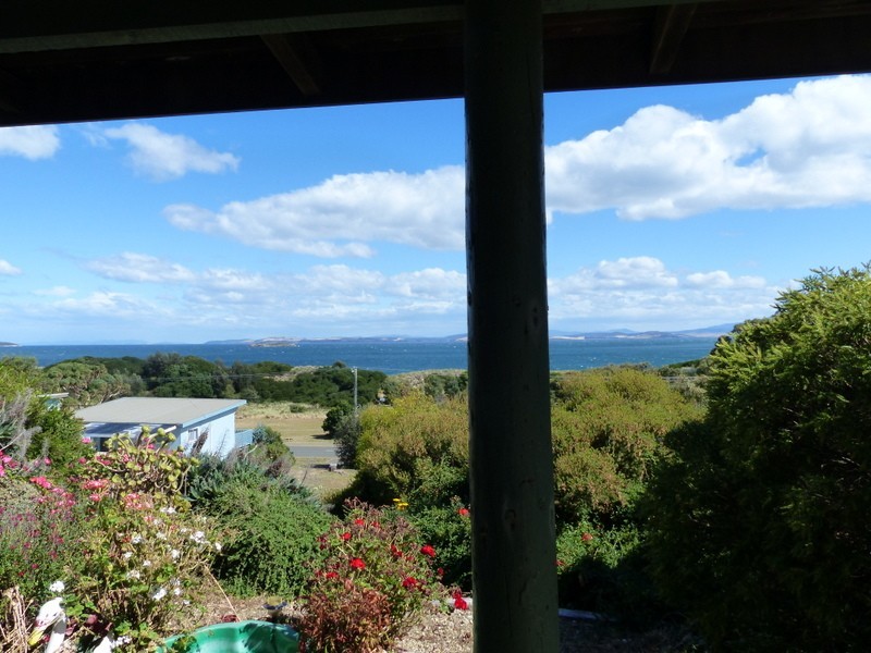 27 Myrica Street, Primrose Sands TAS 7173