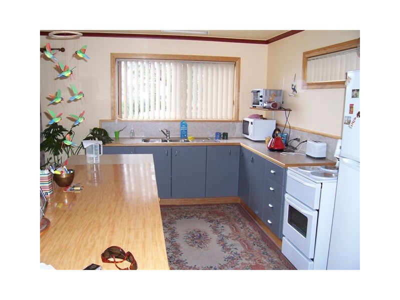 8 Lateena Street, Dodges Ferry TAS 7173