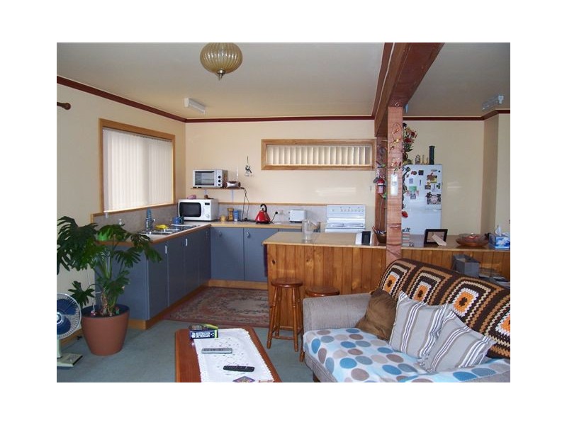 8 Lateena Street, Dodges Ferry TAS 7173