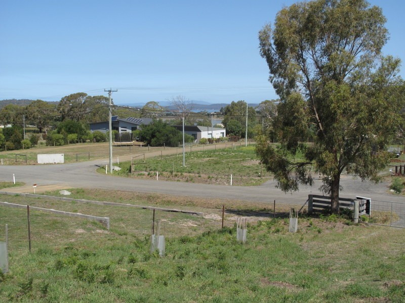 32 Riviera Drive, Carlton TAS 7173