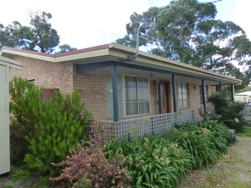11 Parker Street, Carlton TAS 7173