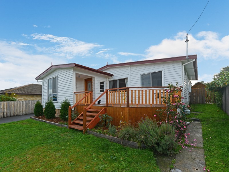 18 Wilson Street, Midway Point TAS 7171