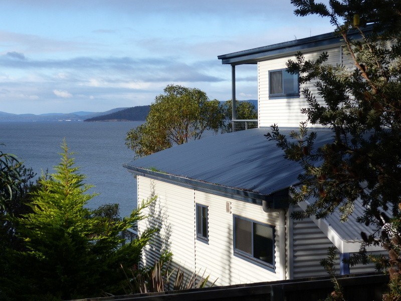11 Susans Bay Road, Primrose Sands TAS 7173