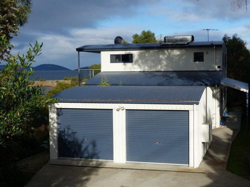 11 Susans Bay Road, Primrose Sands TAS 7173