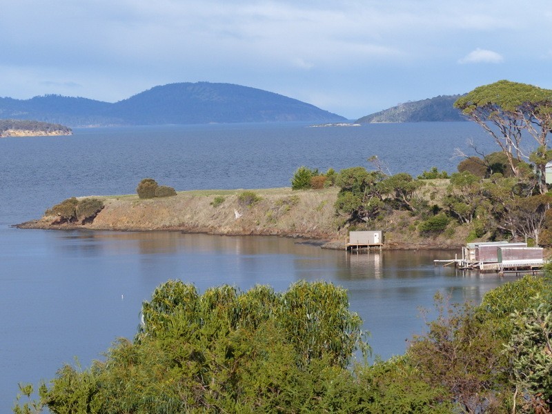 11 Susans Bay Road, Primrose Sands TAS 7173