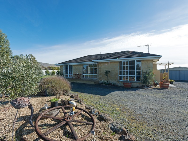 260 Shark Point Road, Penna TAS 7171