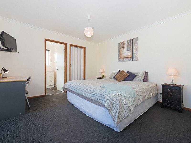 260 Shark Point Road, Penna TAS 7171