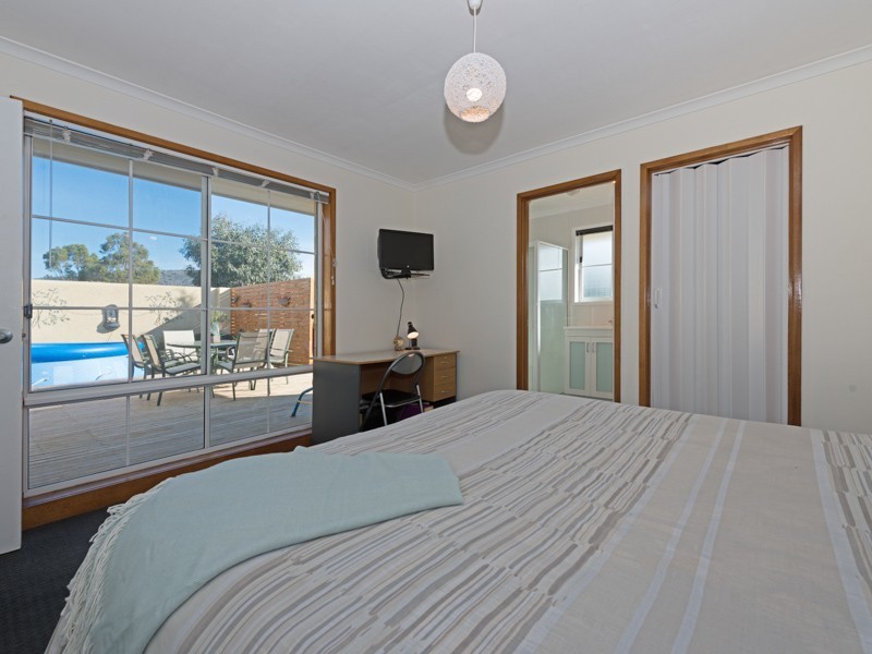 260 Shark Point Road, Penna TAS 7171