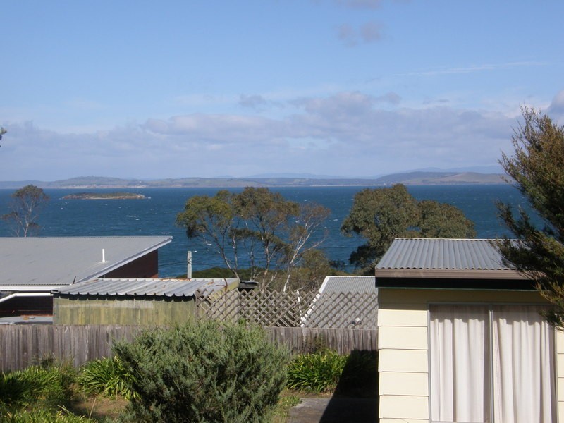 23 Spiraea Street, Primrose Sands TAS 7173