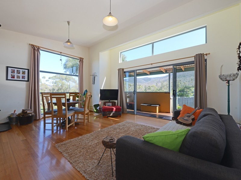 25 Bay Street, Dunalley TAS 7177