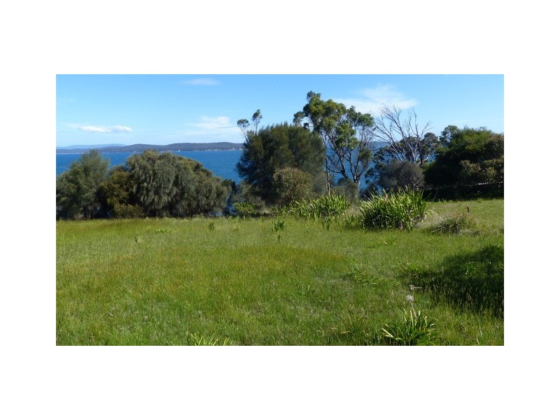 33 Linden Road, Primrose Sands TAS 7173