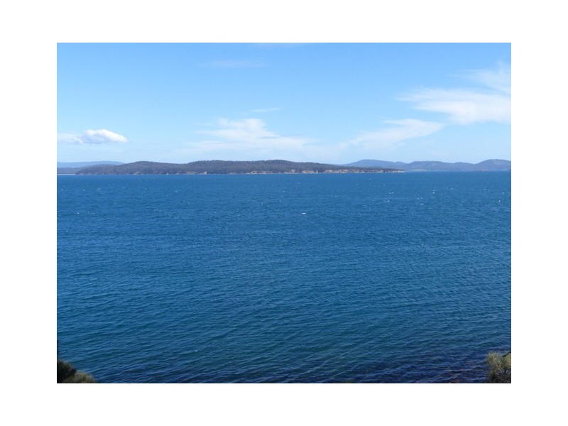 33 Linden Road, Primrose Sands TAS 7173