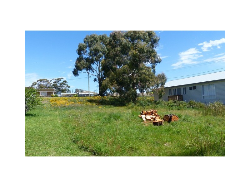 2 Lukeekah Street, Dodges Ferry TAS 7173