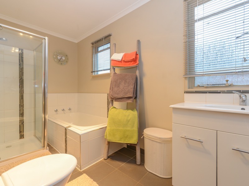 5 Erebus Street, Warrane TAS 7018