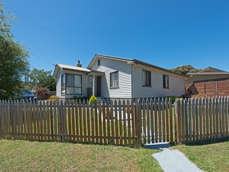 5 Erebus Street, Warrane TAS 7018