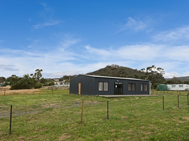 10 Roaring Beach Road, Nubeena TAS 7184