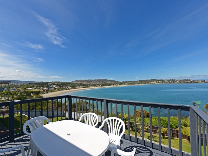 17 Carlton Bluff Road, Primrose Sands TAS 7173