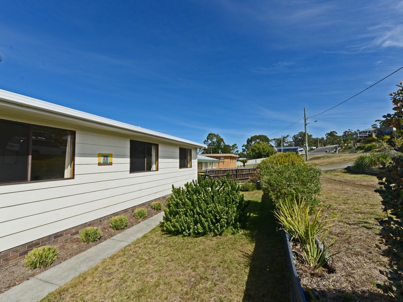17 Carlton Bluff Road, Primrose Sands TAS 7173