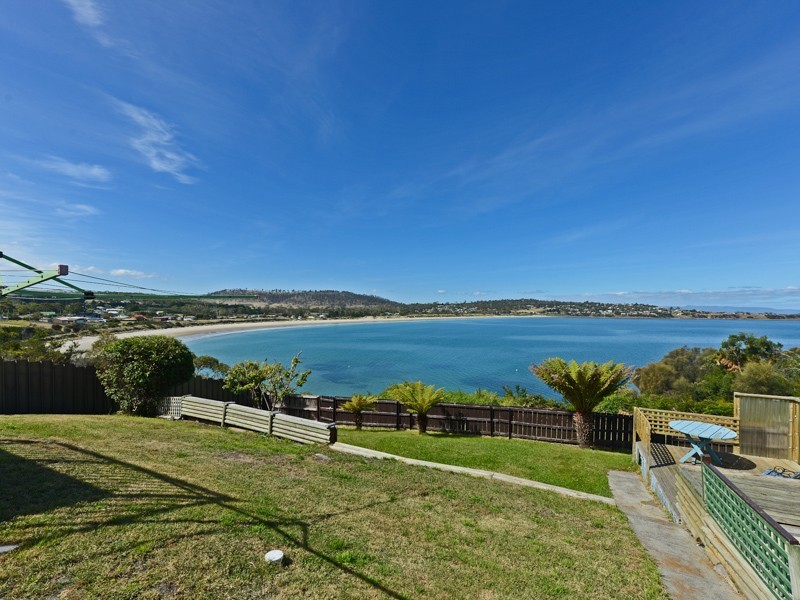 17 Carlton Bluff Road, Primrose Sands TAS 7173