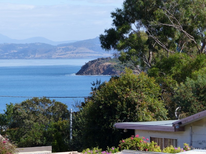 607 Primrose Sands Road, Primrose Sands TAS 7173