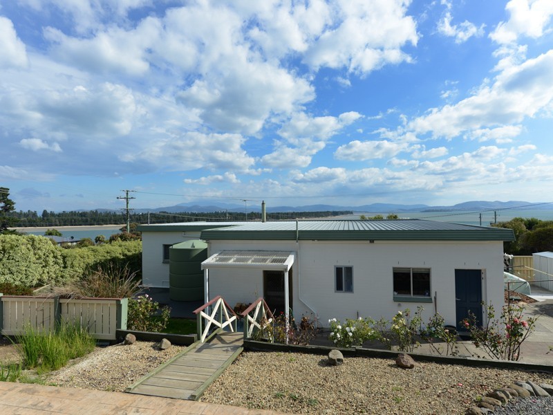 6 John Street, Lewisham TAS 7173