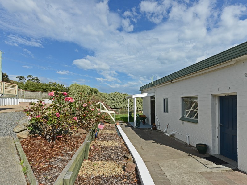 6 John Street, Lewisham TAS 7173