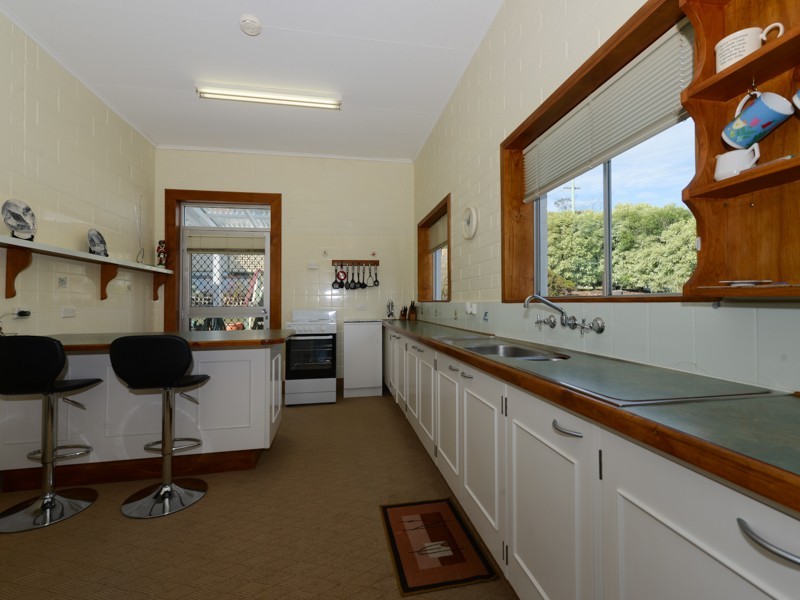 6 John Street, Lewisham TAS 7173