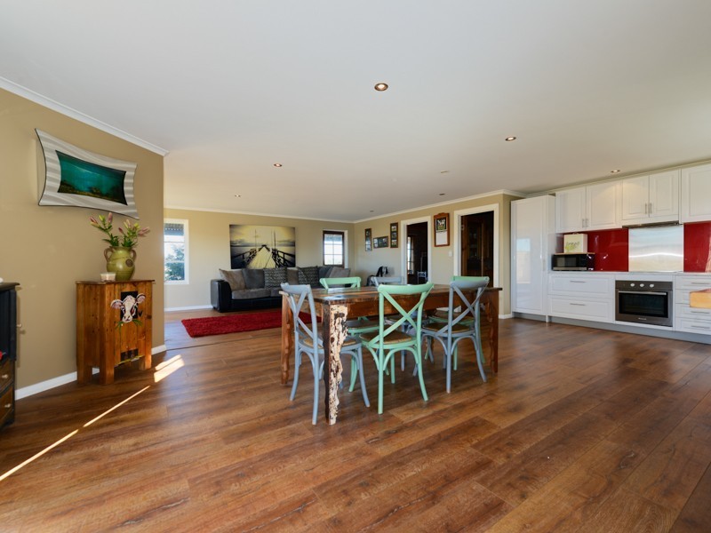 182 Shark Point Road, Penna TAS 7171